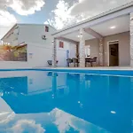 Holiday home Amazing In Seline