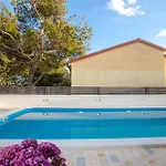Amazing In Holiday home *